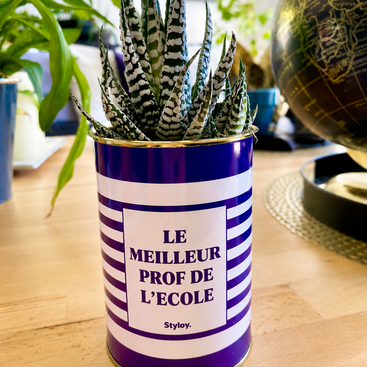 Cadeau pour le maître de votre enfant : 10 idées originales